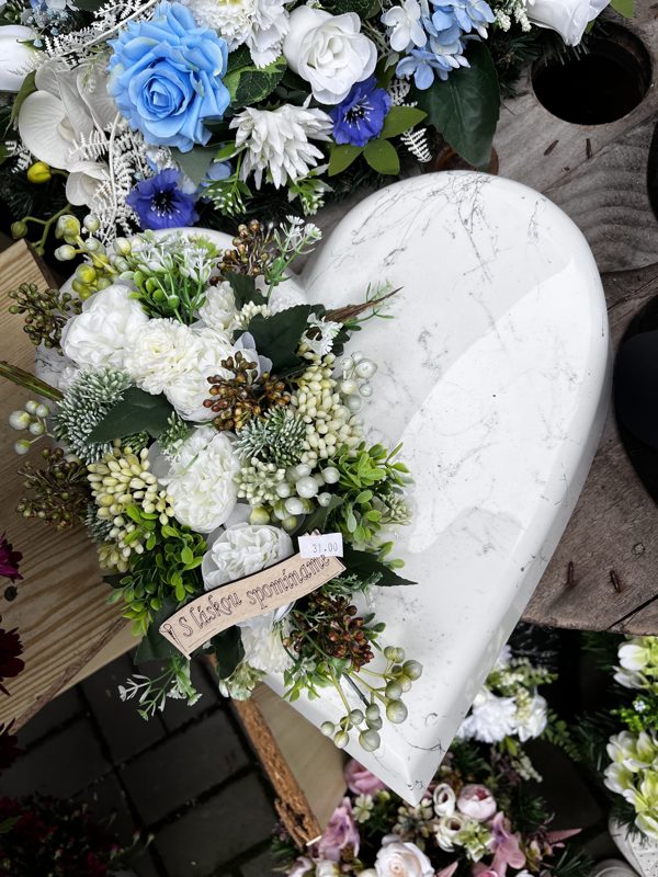 smútočné vence a kytice — 10.10.2025 — #131