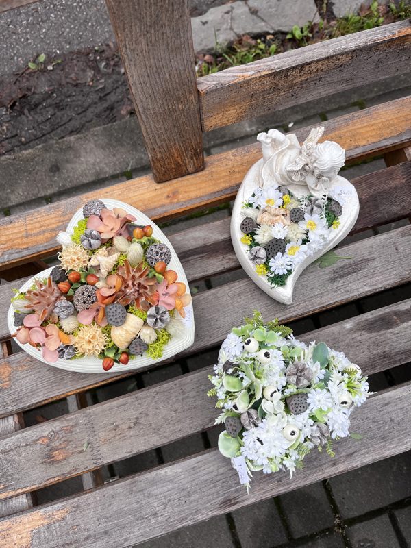 smútočné vence a kytice — 10.10.2025 — #134